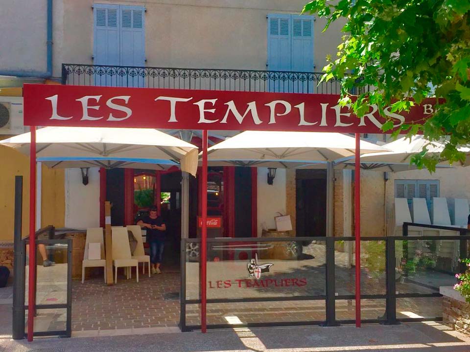 Pare-Vent télescopiques au Restaurant Les Templiers - Roquebrune-sur-Argens