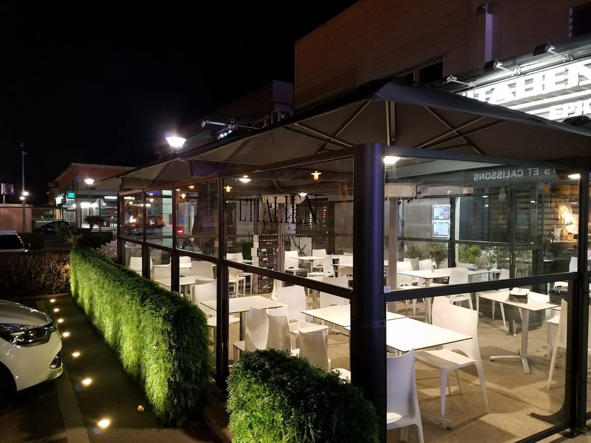 terrasse extérieur avec paravents