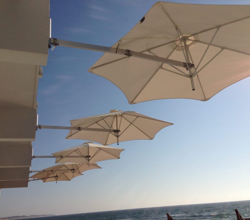 Wall mounted parasol Paraflex Hotel resort tofo mar SA HR
